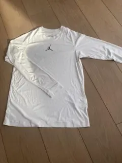 NIKE ナイキジョーダンDRI-FIT オールシーズン L/S トップMサイズ