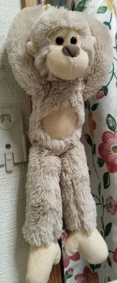 サル ぬいぐるみ 手にマグネット付き