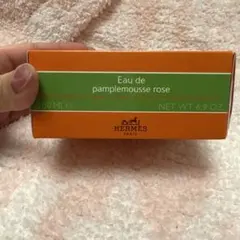 エルメスEau de pamplemousse roseボディクリーム200MLのサムネイル