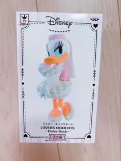 ディズニー　デイジー　キャラクターズ　フィギュア　LOVERS MOMENTS