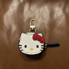新品！ハローキティ　チャーム　キーホルダー　コインケース　AirTag