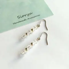 3連スワロフスキーピアス クリスタル