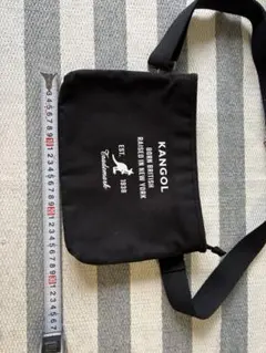 KANGOL ブラック ショルダーバッグ