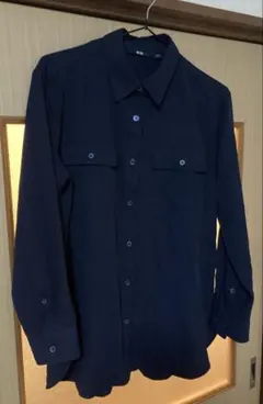UNIQLO ネイビーシャツ M