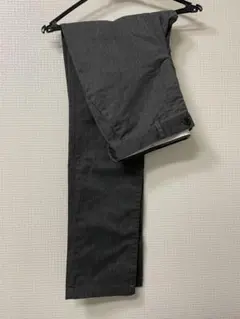 GUグレー チノパン