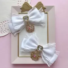 【推し活】ホワイト レースリボン ゴールドビジュー付き ヘアクリップ 2個セット