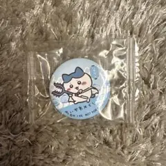 ちいかわ くら寿司 缶バッチ ハチワレ