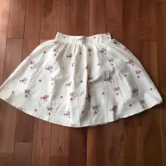 アースミュージック&エコロジーの花柄キュロットスカート