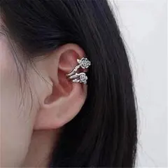 花モチーフ イヤーカフ シルバー色　いやフック　両耳用　バラのはな　薔薇