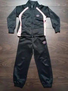 キッズ服　キッズジャージ　セットアップ　アンブロ　UMBRO　120サイズ