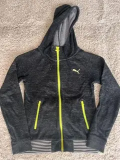 PUMA パーカーS 黒 ネオンイエロー