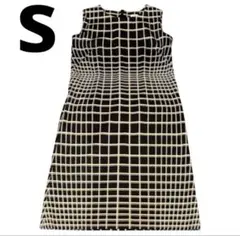 Item thumbnail for item c6b77c16-62e3-4f53-97db-22427f4b361e