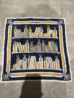 エルメス HERMES カレ90 Petite main お針子ホワイト - メルカリ