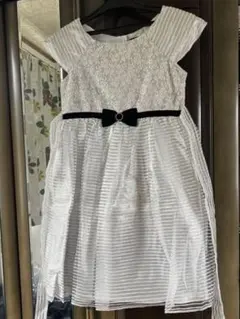 tuti bella ホワイト ワンピース　ドレス 130cm前後