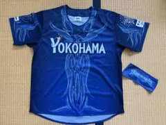 横浜DeNAベイスターズ スターナイト2026 配布ユニフォームとノベルティのサムネイル