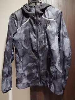 adidas ランニング　ウインドブレーカー　ジャケット　ブラック　Mサイズ　黒