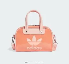 adidas アディダス　ショルダーバッグ⭐︎