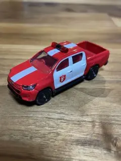 トミカ　ハイラックス　おともだち☆ゴールド ショウタ　レスキュー指揮車