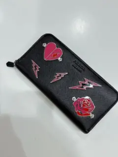 プラダ 長財布　サフィアーノ