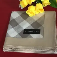 ❣️新品シール付き❣️ BURBERRY   バーバリー 大判 ハンカチ　送料込み