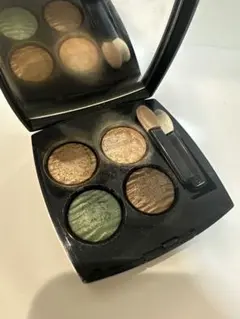 D.CHANEL レ キャトル オンブル アイシャドウ パレットのサムネイル