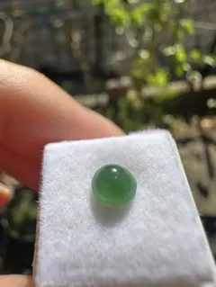 美品❣️ミャンマー産本翡翠　格調高い、氷種彩り豊かな花型ピアス　鑑定書付き 美品❣️ミャンマー産本翡翠 格調高い、氷種彩り豊かな花型