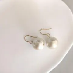 日本製コットンパール のシンプルピアス　キスカ　14mm