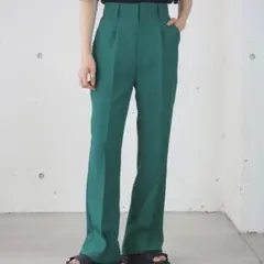 tiptop センタープレスセミフレアスラックス カラーパンツ