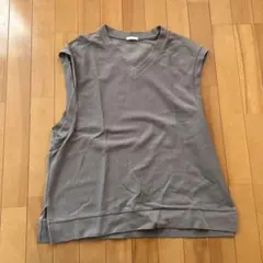 GUグレーベスト