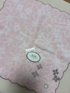 値下げ:TOCCAピンク花柄タオルハンカチのサムネイル