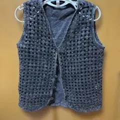 グレー 編み込みデザイン ベスト