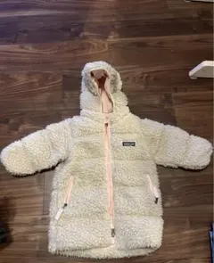 Patagonia フリースコート クリーム色