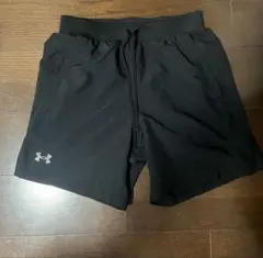 UNDER ARMOUR ショートパンツ ブラック Mのサムネイル