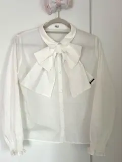 miu miu ビジュー襟付きブラウス正規品 - メルカリ