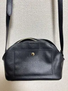 ブラック ショルダーバッグ クロスボディ 斜めがけバッグ