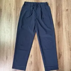 たかぴぴ 様専用　無印良品　メンズ 風を通すストレッチテーパードパンツのサムネイル