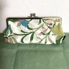 Item thumbnail for item 993f64eb-5f61-4f9c-aa67-7e6908ab478a