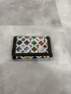 Minecraft マインクラフト　三つ折り財布　ウォレット　ホワイトロゴ　新品