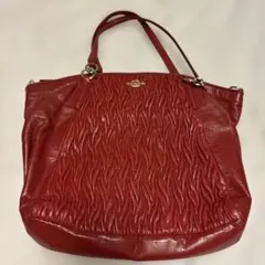 COACHレザー 赤 ショルダーバッグ 波状テクスチャ