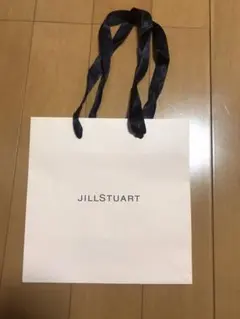 ジルスチュアート 紙袋 ショップ袋（中）のサムネイル