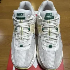 5*3様 超美品 NIKE VOMERO 18 WIDE ボメロ1回使用 27. NIKE W ZOOM VOMERO 5 COBBLESTONE/LIGHT BONE-LIGHT BONE