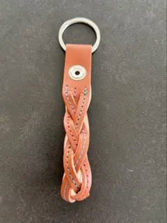 レザー編み込みキーホルダー 約10cm