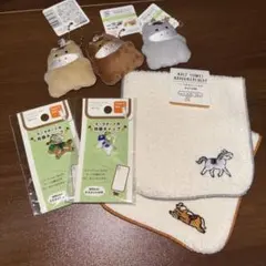 セリア 馬グッズ もちっとポニー マスコットキーホルダー ハーフタオルハンカチ