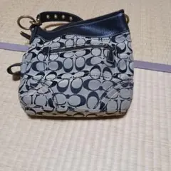 COACH シグネチャー ショルダーバッグのサムネイル