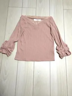 袖リボンリブ編みピンクVネックレース付きトップス