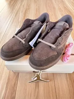 Travis Scott AJ1 Low OG PS モカ
