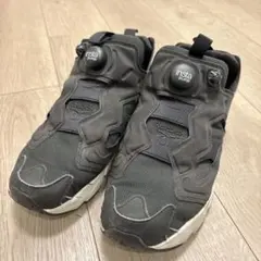 【美品】Reebok insta Pump ブラックスニーカー