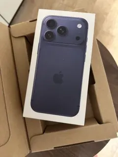 iPhone 17 Pro 256 台湾版 Deep Blue - メルカリ