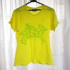 イエロー 半袖 Tシャツ グリーンプリント