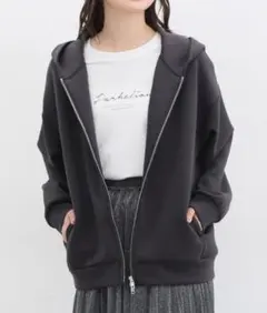 ハニーズ　ダブルジップゆるパーカー　Mサイズ